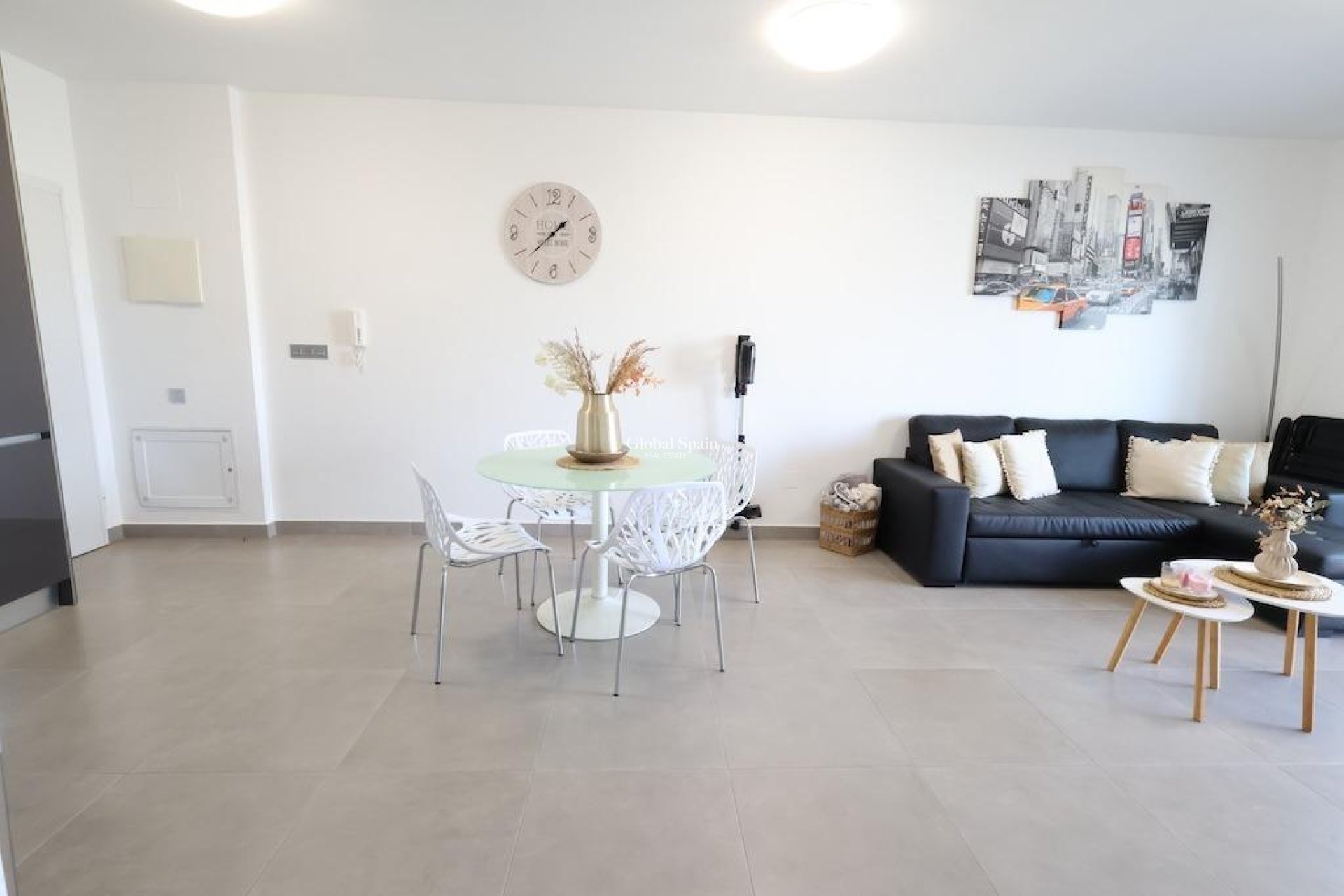 Wederverkoop - APPARTEMENT -
PILAR DE LA HORADADA - Costa Blanca