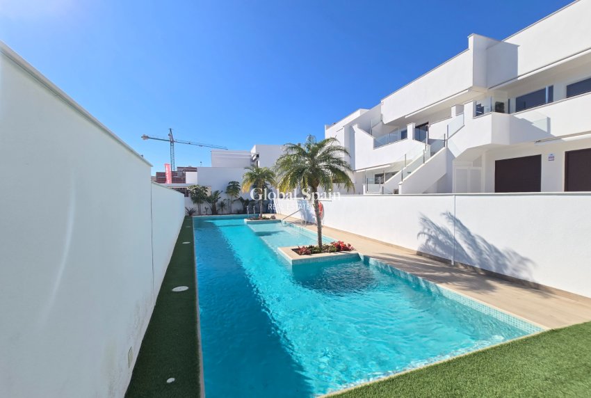 Wederverkoop - APPARTEMENT -
PILAR DE LA HORADADA - Costa Blanca