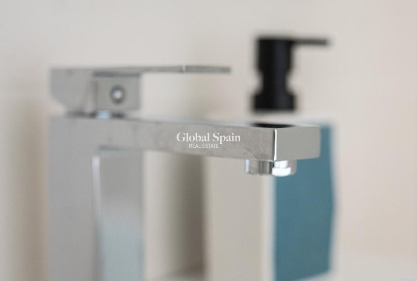 Wederverkoop - APPARTEMENT -
PILAR DE LA HORADADA - Costa Blanca