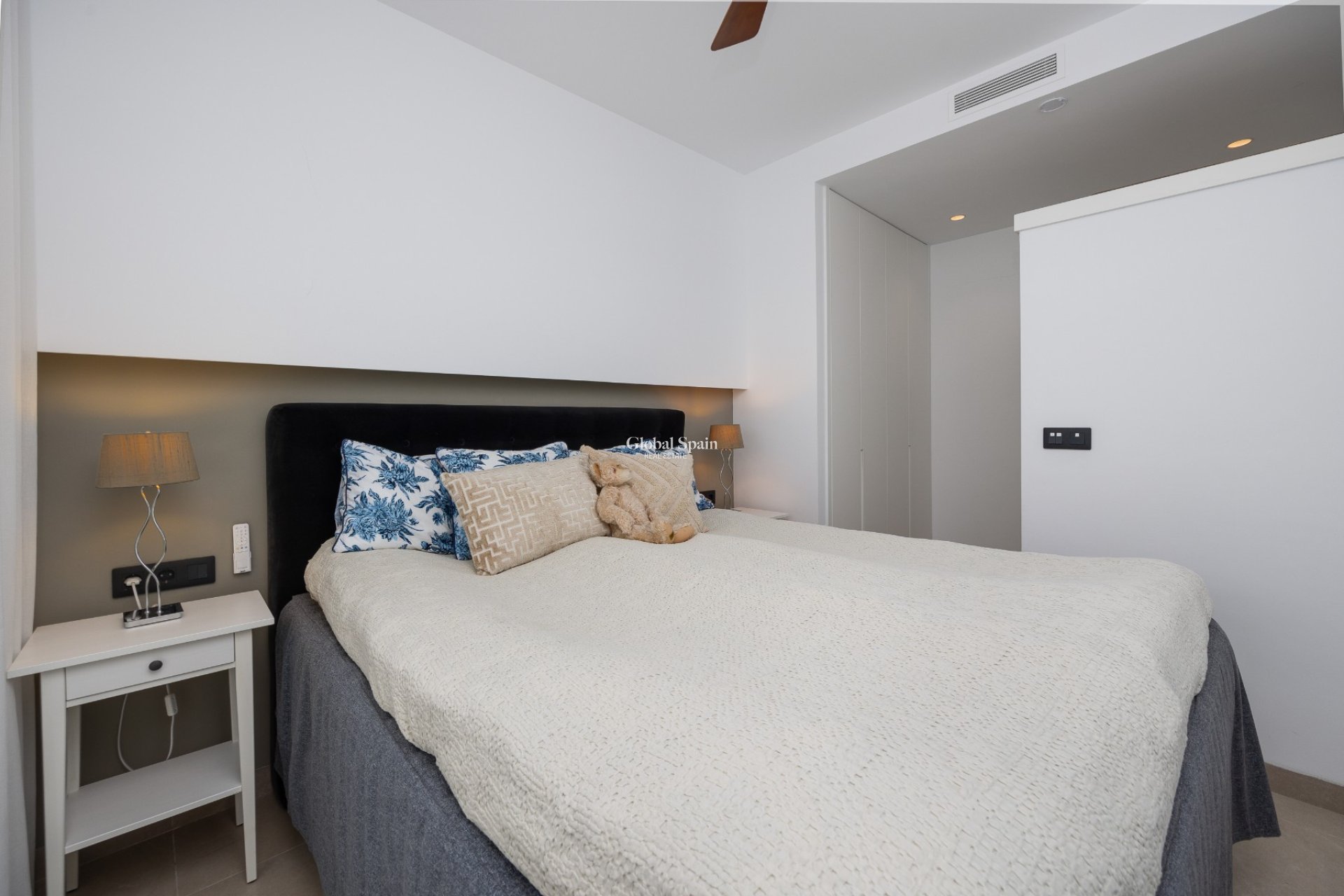 Wederverkoop - APPARTEMENT -
PILAR DE LA HORADADA - Costa Blanca