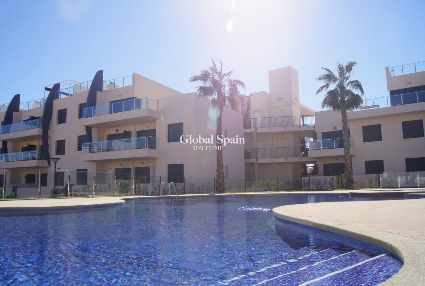 Wederverkoop - APPARTEMENT -
PILAR DE LA HORADADA - Costa Blanca