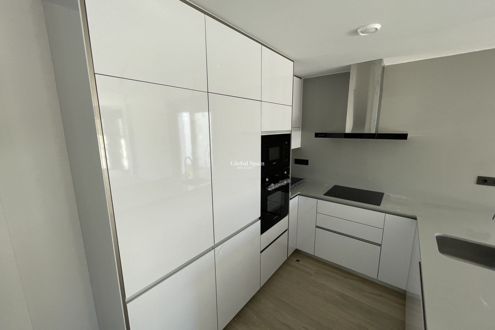 Wederverkoop - APPARTEMENT -
PILAR DE LA HORADADA - Costa Blanca