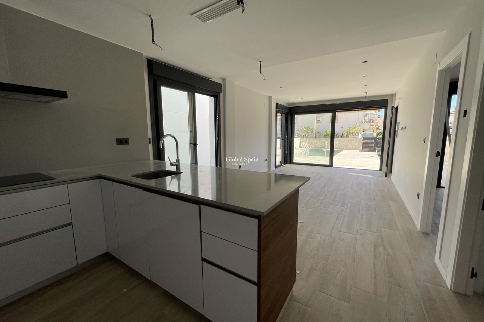 Wederverkoop - APPARTEMENT -
PILAR DE LA HORADADA - Costa Blanca