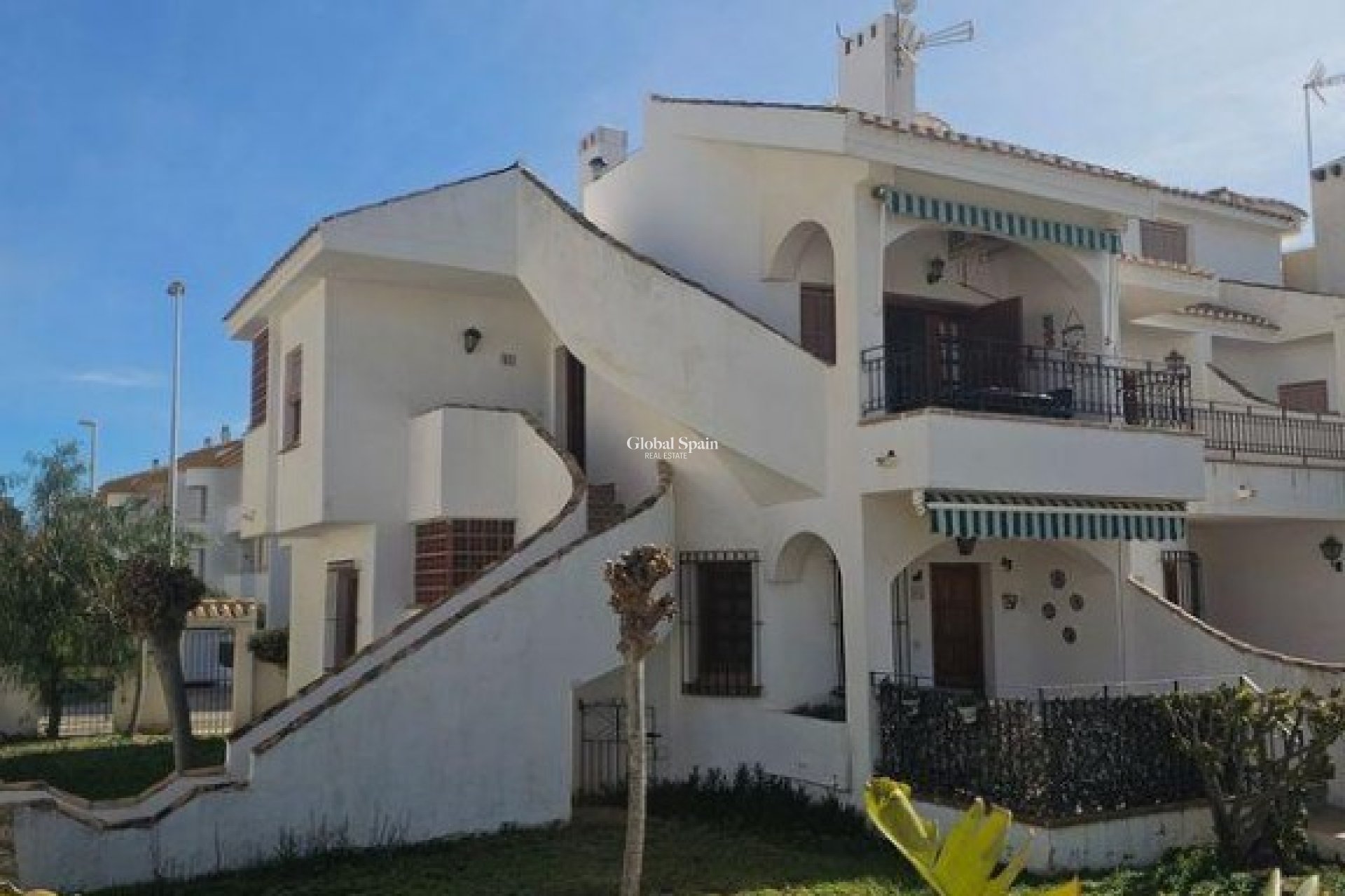 Wederverkoop - APPARTEMENT -
PILAR DE LA HORADADA - Costa Blanca