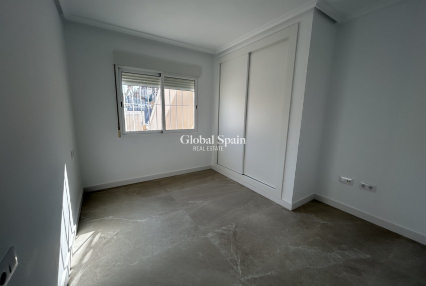 Wederverkoop - APPARTEMENT -
PILAR DE LA HORADADA - Costa Blanca