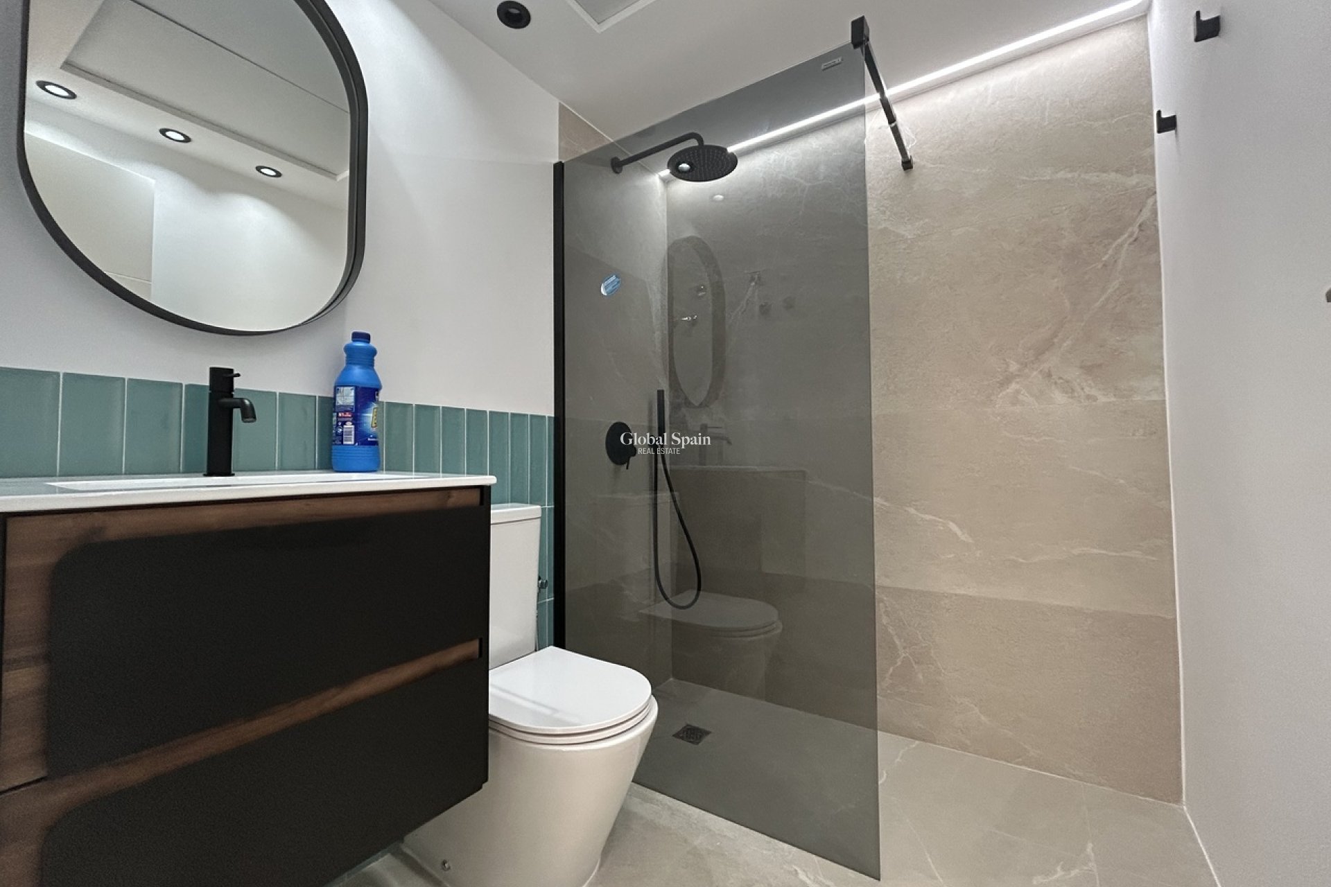 Wederverkoop - APPARTEMENT -
PILAR DE LA HORADADA - Costa Blanca