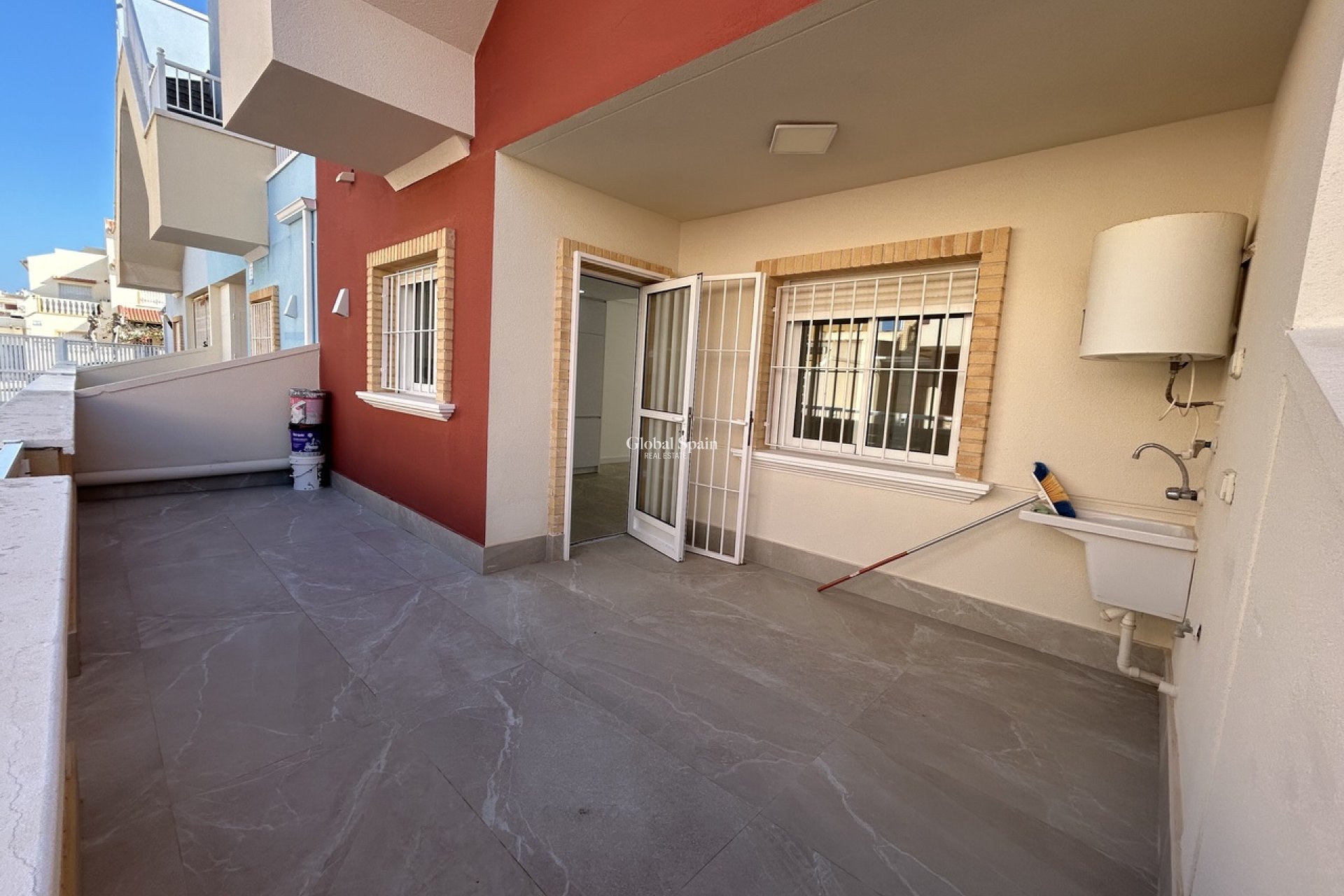 Wederverkoop - APPARTEMENT -
PILAR DE LA HORADADA - Costa Blanca