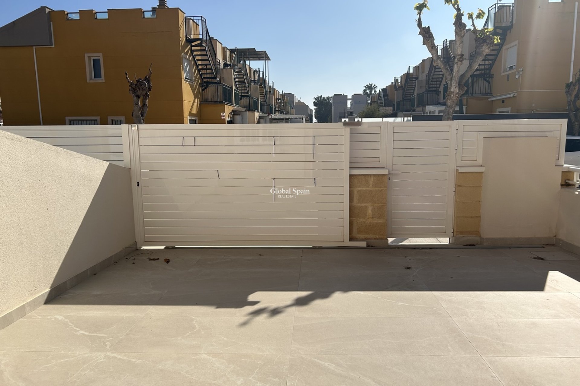 Wederverkoop - APPARTEMENT -
PILAR DE LA HORADADA - Costa Blanca