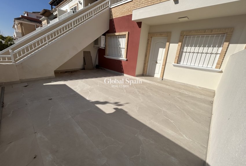 Wederverkoop - APPARTEMENT -
PILAR DE LA HORADADA - Costa Blanca