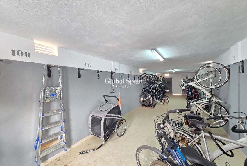 Wederverkoop - APPARTEMENT -
PILAR DE LA HORADADA - Costa Blanca
