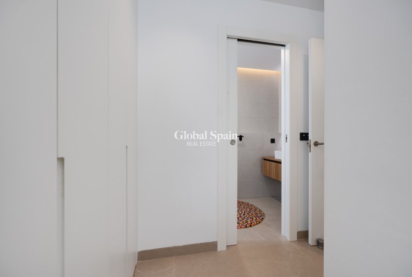 Wederverkoop - APPARTEMENT -
PILAR DE LA HORADADA - Costa Blanca
