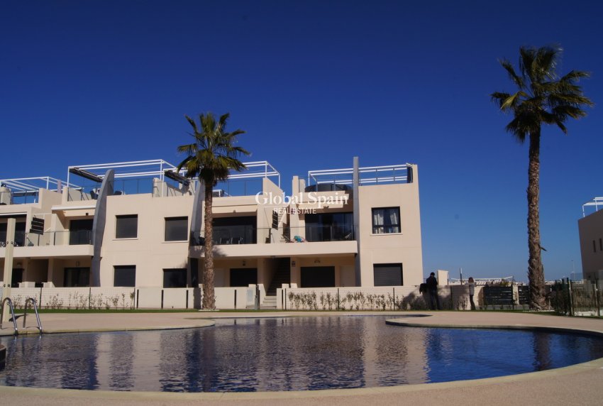 Wederverkoop - APPARTEMENT -
PILAR DE LA HORADADA - Costa Blanca
