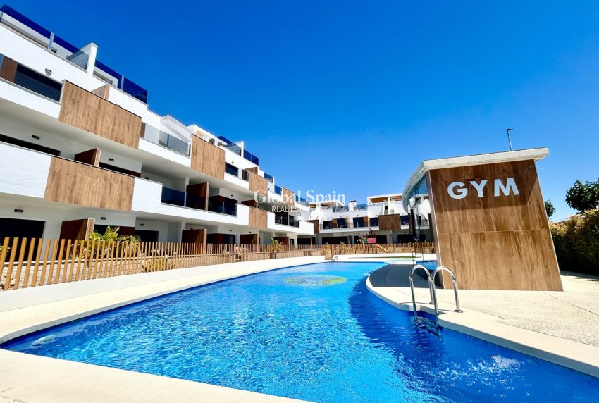 Wederverkoop - APPARTEMENT -
PILAR DE LA HORADADA - Costa Blanca