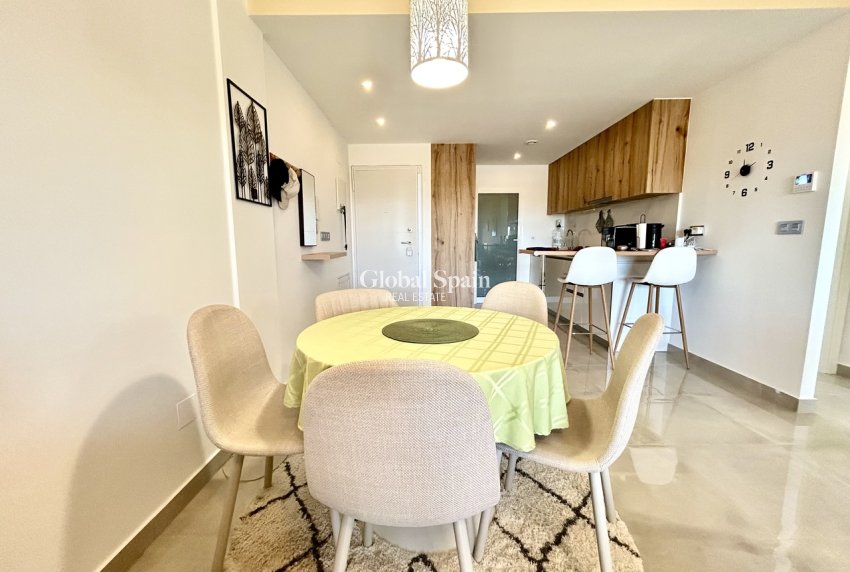 Wederverkoop - APPARTEMENT -
PILAR DE LA HORADADA - Costa Blanca