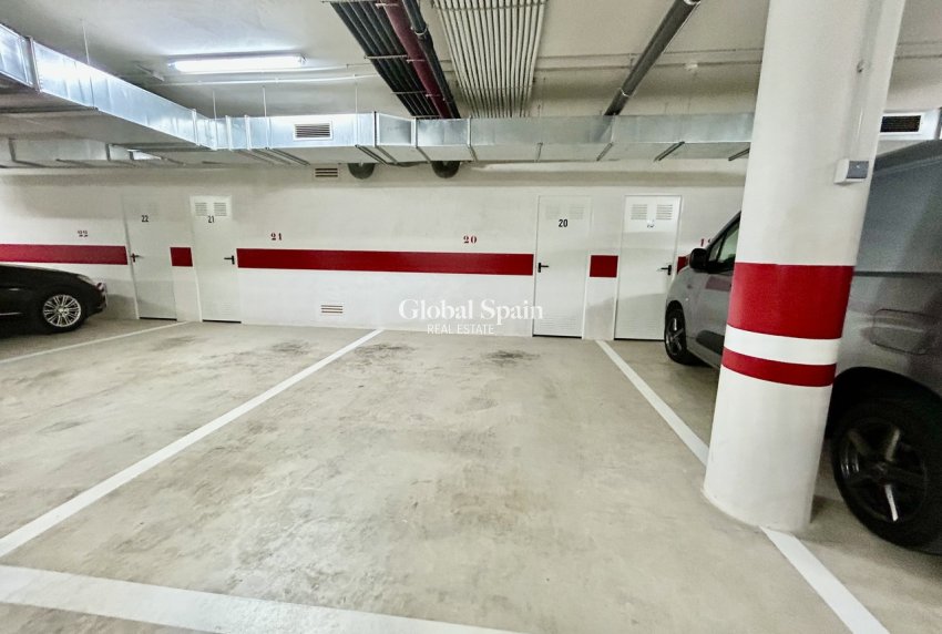 Wederverkoop - APPARTEMENT -
PILAR DE LA HORADADA - Costa Blanca