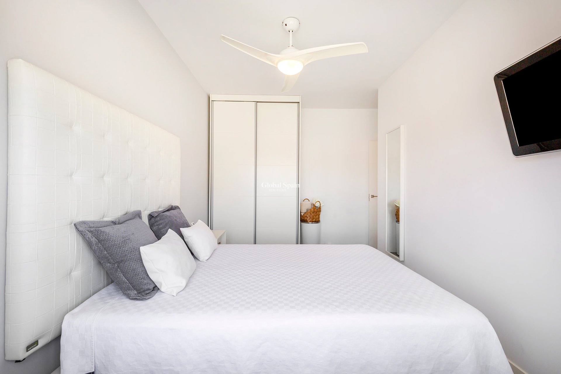 Wederverkoop - APPARTEMENT -
PILAR DE LA HORADADA - Costa Blanca