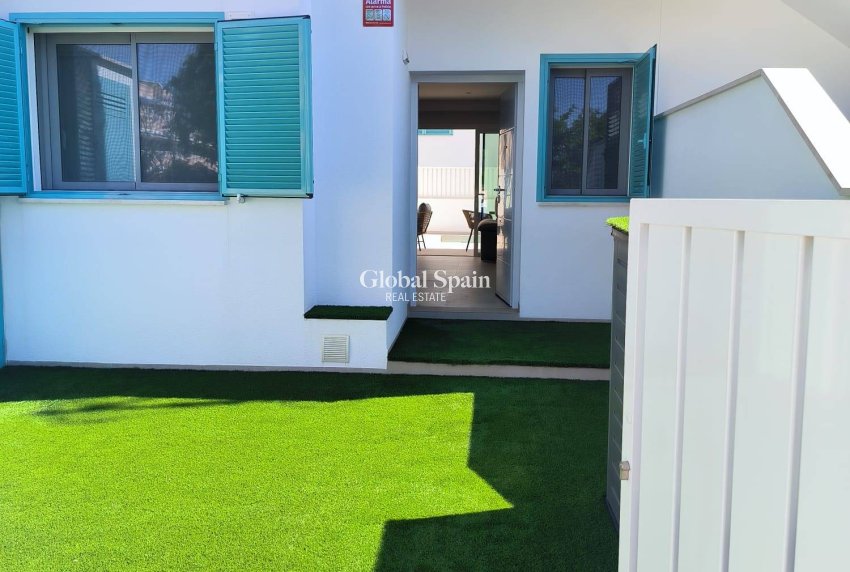 Wederverkoop - APPARTEMENT -
PILAR DE LA HORADADA - El Mojón