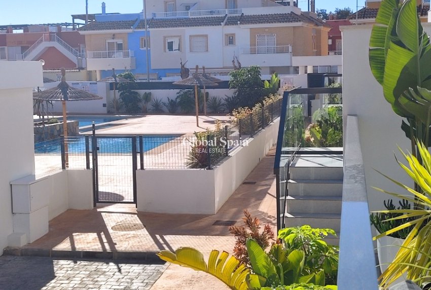 Wederverkoop - APPARTEMENT -
PILAR DE LA HORADADA - El Mojón