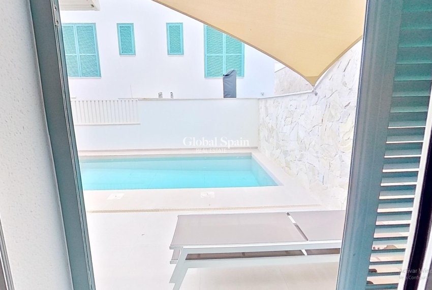 Wederverkoop - APPARTEMENT -
PILAR DE LA HORADADA - El Mojón