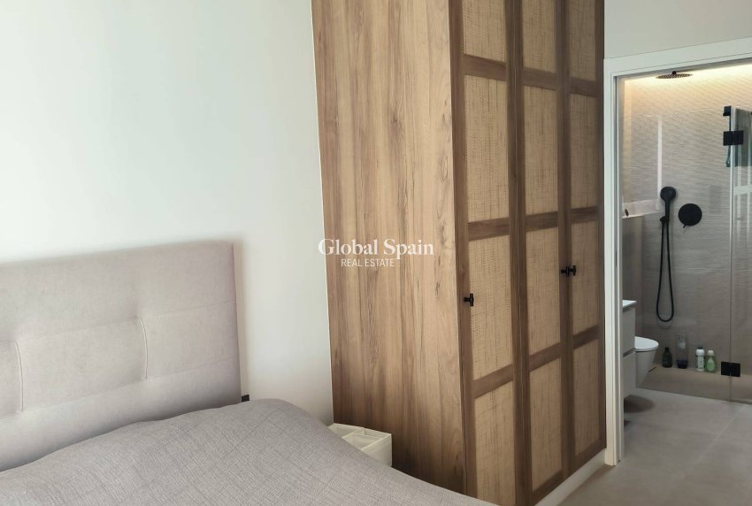 Wederverkoop - APPARTEMENT -
PILAR DE LA HORADADA - El Mojón
