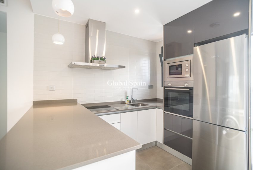 Wederverkoop - APPARTEMENT -
PILAR DE LA HORADADA - La Torre de la Horadada