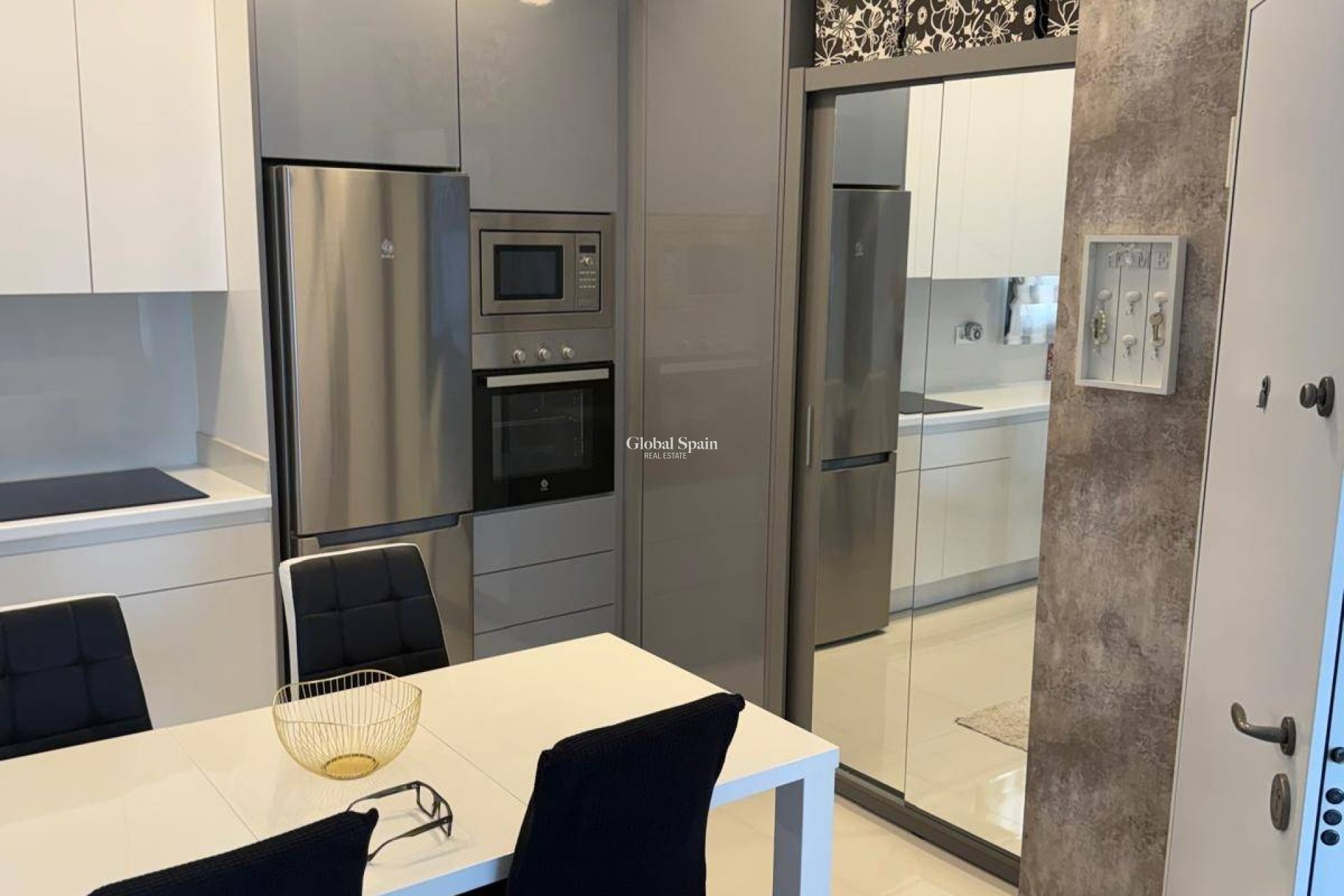 Wederverkoop - APPARTEMENT -
PILAR DE LA HORADADA - La Torre de la Horadada