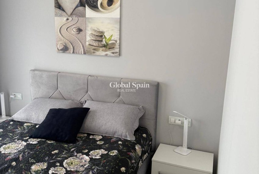 Wederverkoop - APPARTEMENT -
PILAR DE LA HORADADA - La Torre de la Horadada