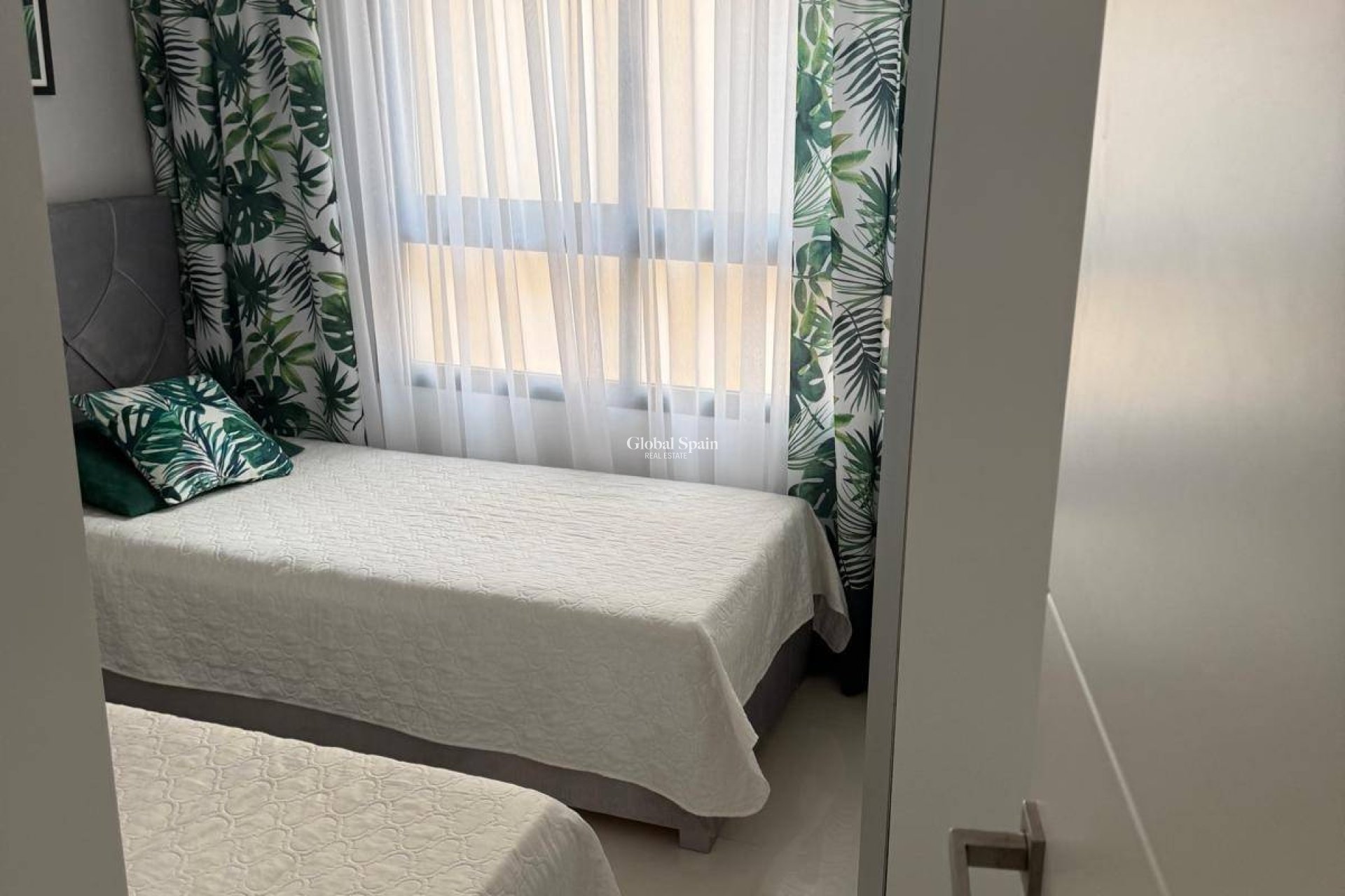 Wederverkoop - APPARTEMENT -
PILAR DE LA HORADADA - La Torre de la Horadada