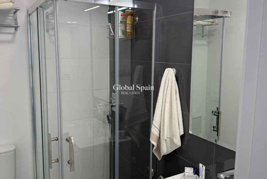 Wederverkoop - APPARTEMENT -
PILAR DE LA HORADADA - La Torre de la Horadada