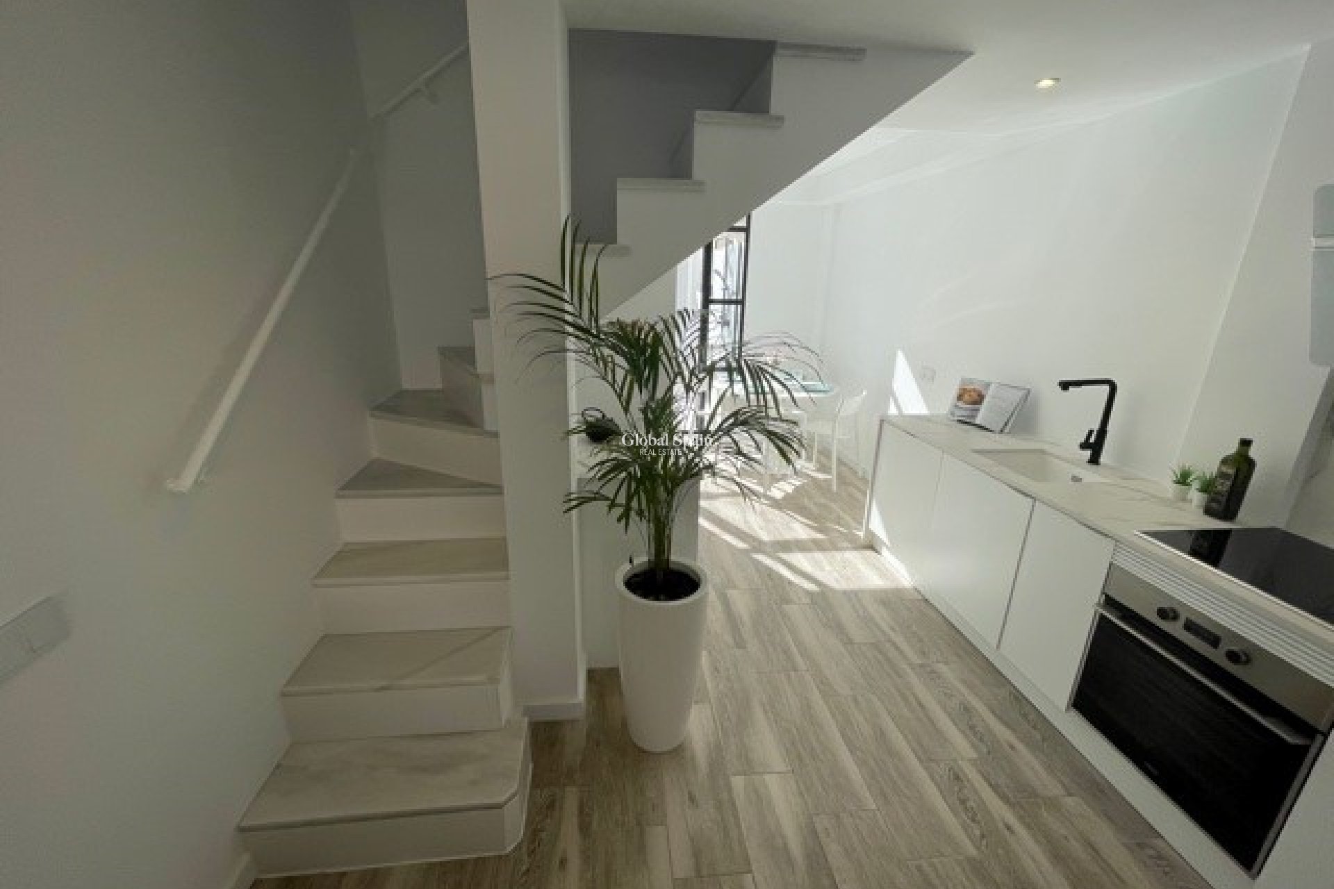 Wederverkoop - APPARTEMENT -
PILAR DE LA HORADADA - La Torre de la Horadada