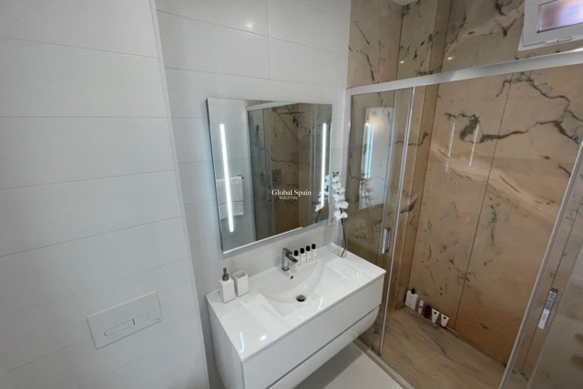 Wederverkoop - APPARTEMENT -
PILAR DE LA HORADADA - La Torre de la Horadada