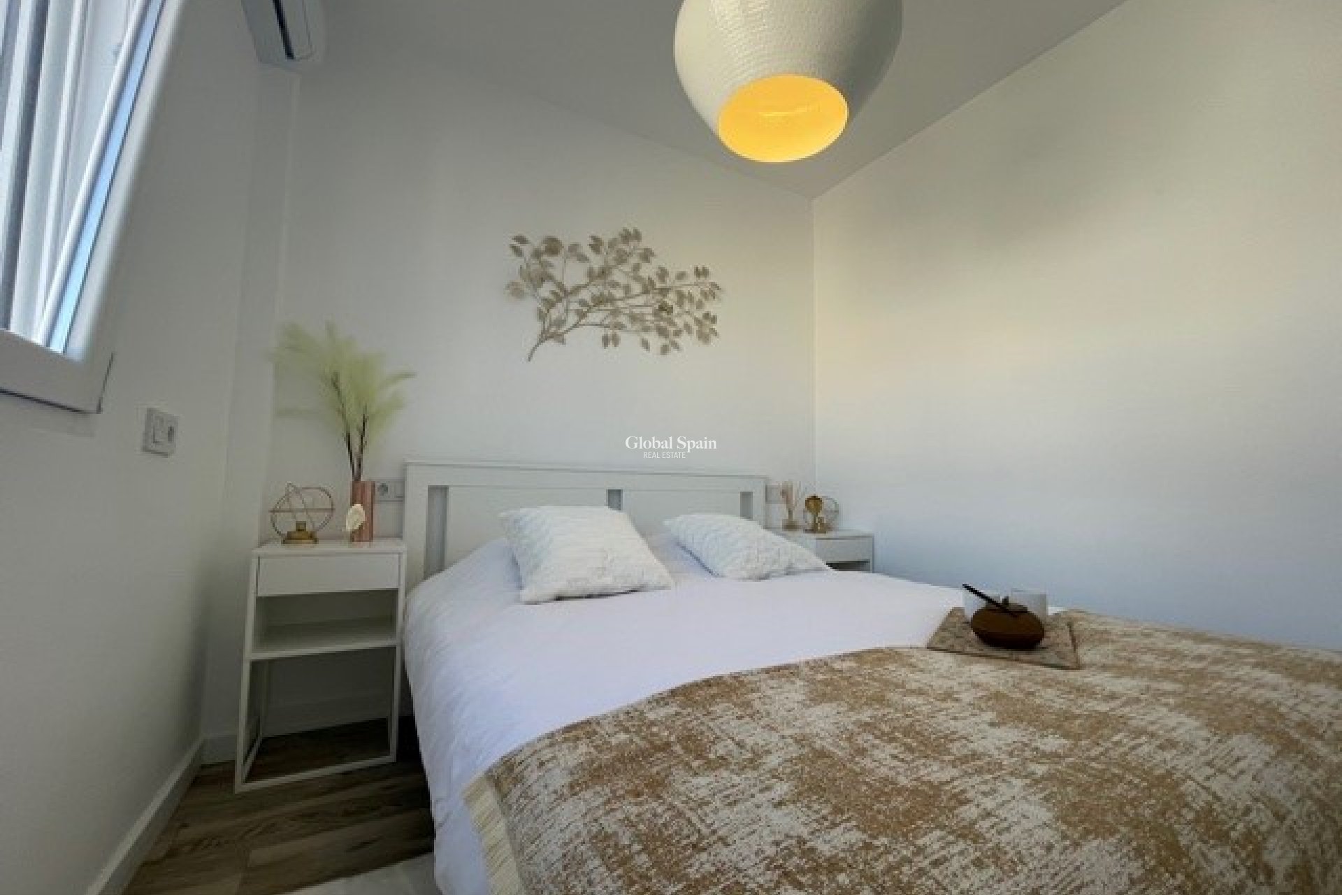 Wederverkoop - APPARTEMENT -
PILAR DE LA HORADADA - La Torre de la Horadada