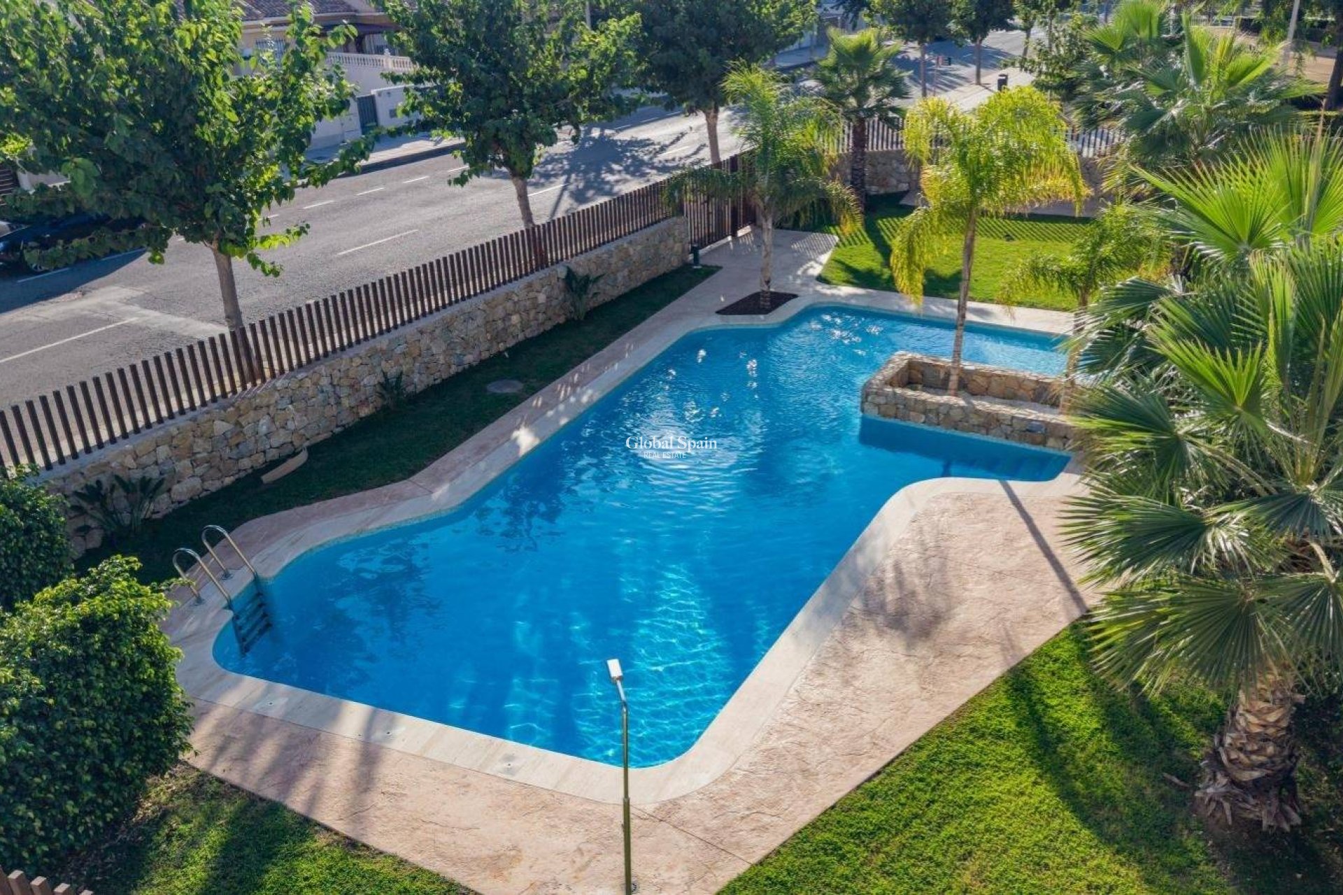 Wederverkoop - APPARTEMENT -
PILAR DE LA HORADADA - La Torre de la Horadada