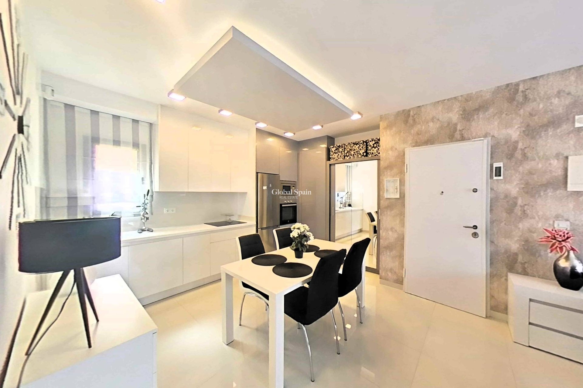 Wederverkoop - APPARTEMENT -
PILAR DE LA HORADADA - La Torre de la Horadada