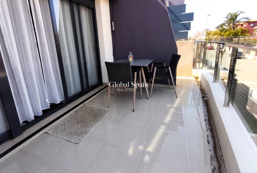 Wederverkoop - APPARTEMENT -
PILAR DE LA HORADADA - La Torre de la Horadada