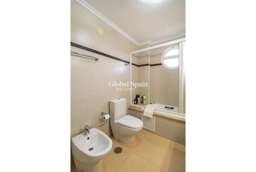 Wederverkoop - APPARTEMENT -
PILAR DE LA HORADADA - MIL PALMERAS 