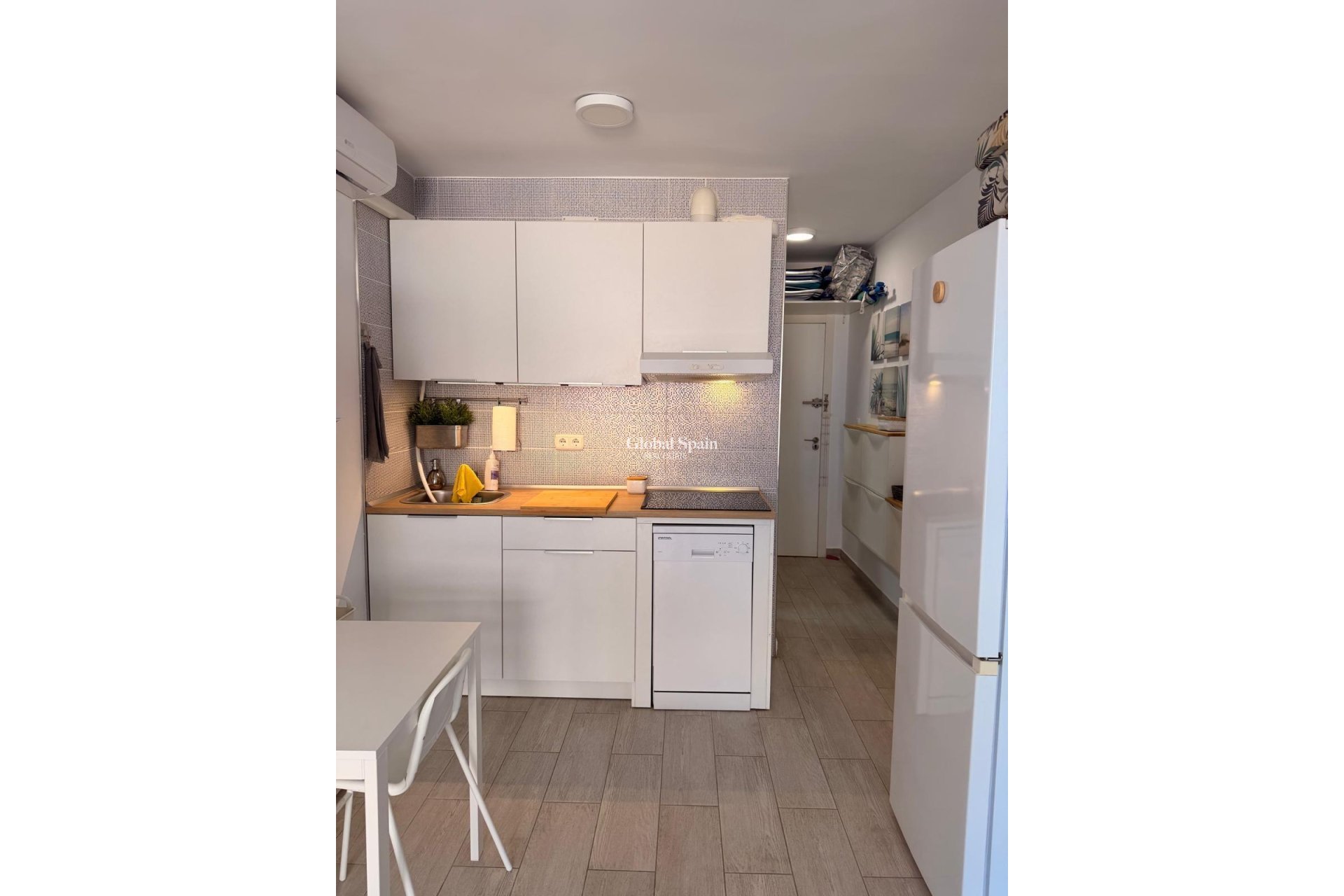 Wederverkoop - APPARTEMENT -
PILAR DE LA HORADADA - MIL PALMERAS 