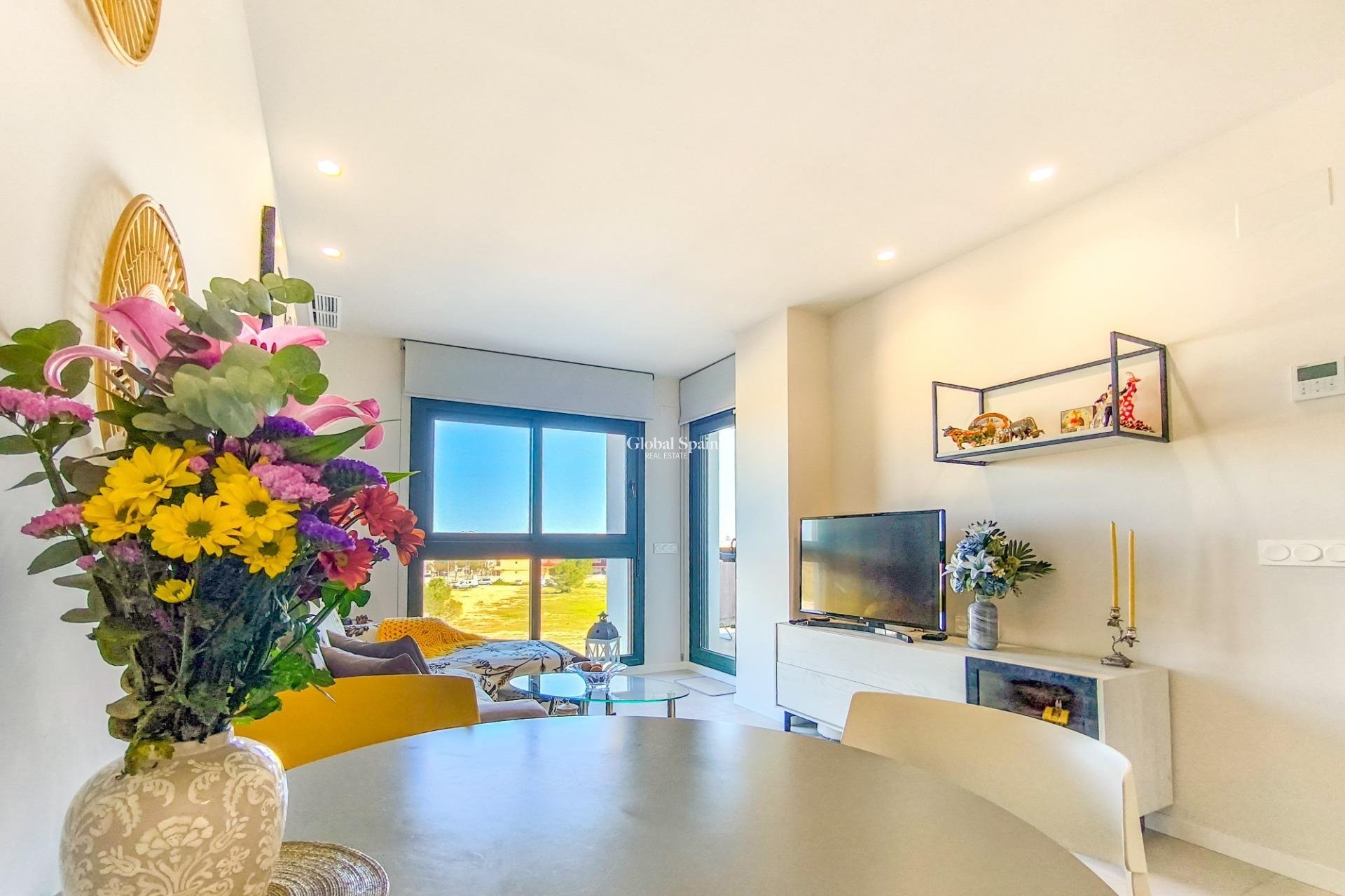 Wederverkoop - APPARTEMENT -
PILAR DE LA HORADADA - MIL PALMERAS 