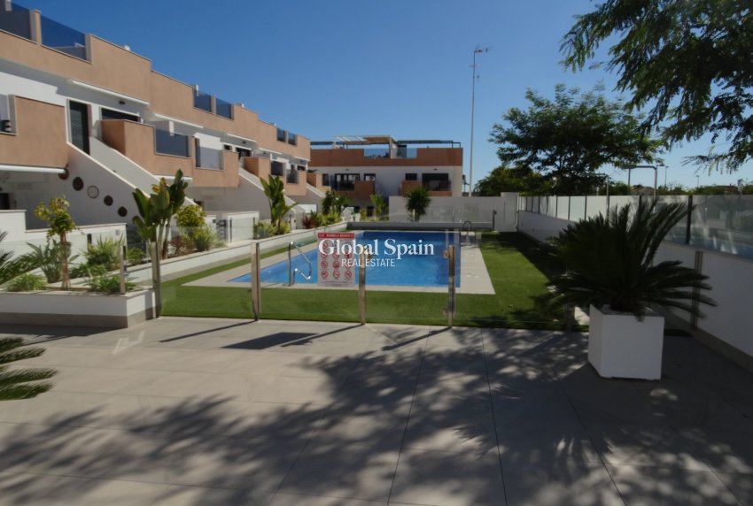 Wederverkoop - APPARTEMENT -
Pilar de La Horadada - Pilar de La Horadada - Town