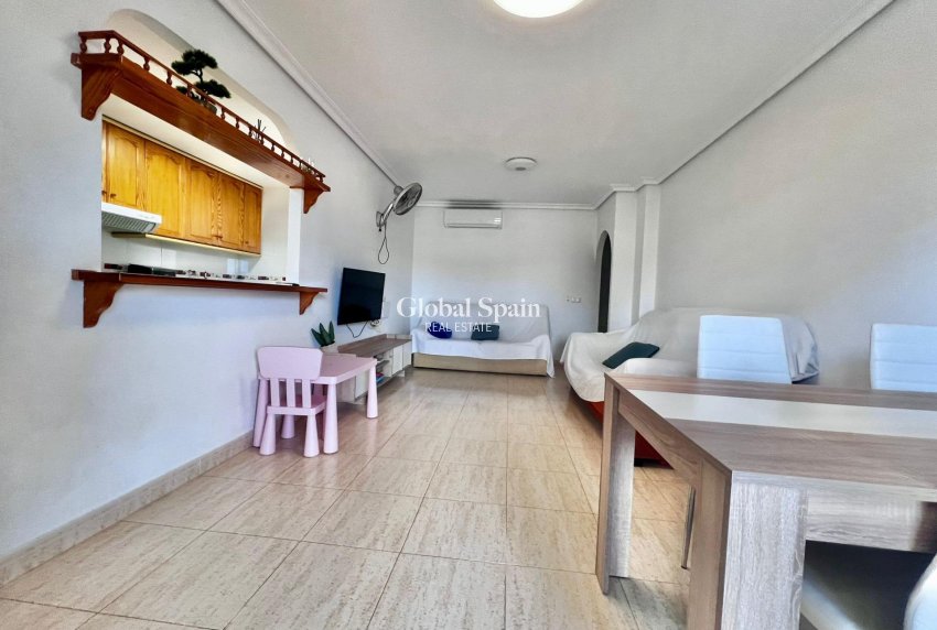 Wederverkoop - APPARTEMENT -
PILAR DE LA HORADADA - RioMar