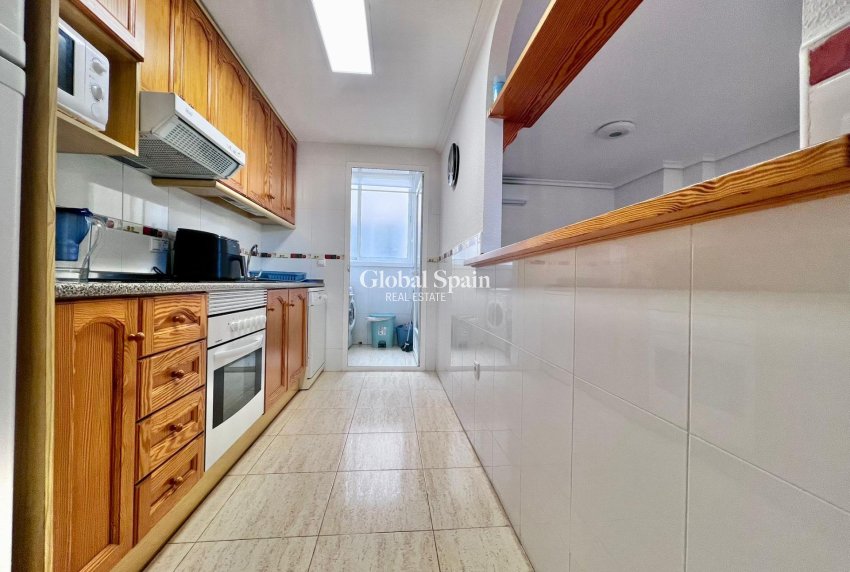 Wederverkoop - APPARTEMENT -
PILAR DE LA HORADADA - RioMar