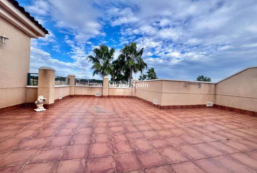 Wederverkoop - APPARTEMENT -
PILAR DE LA HORADADA - RioMar