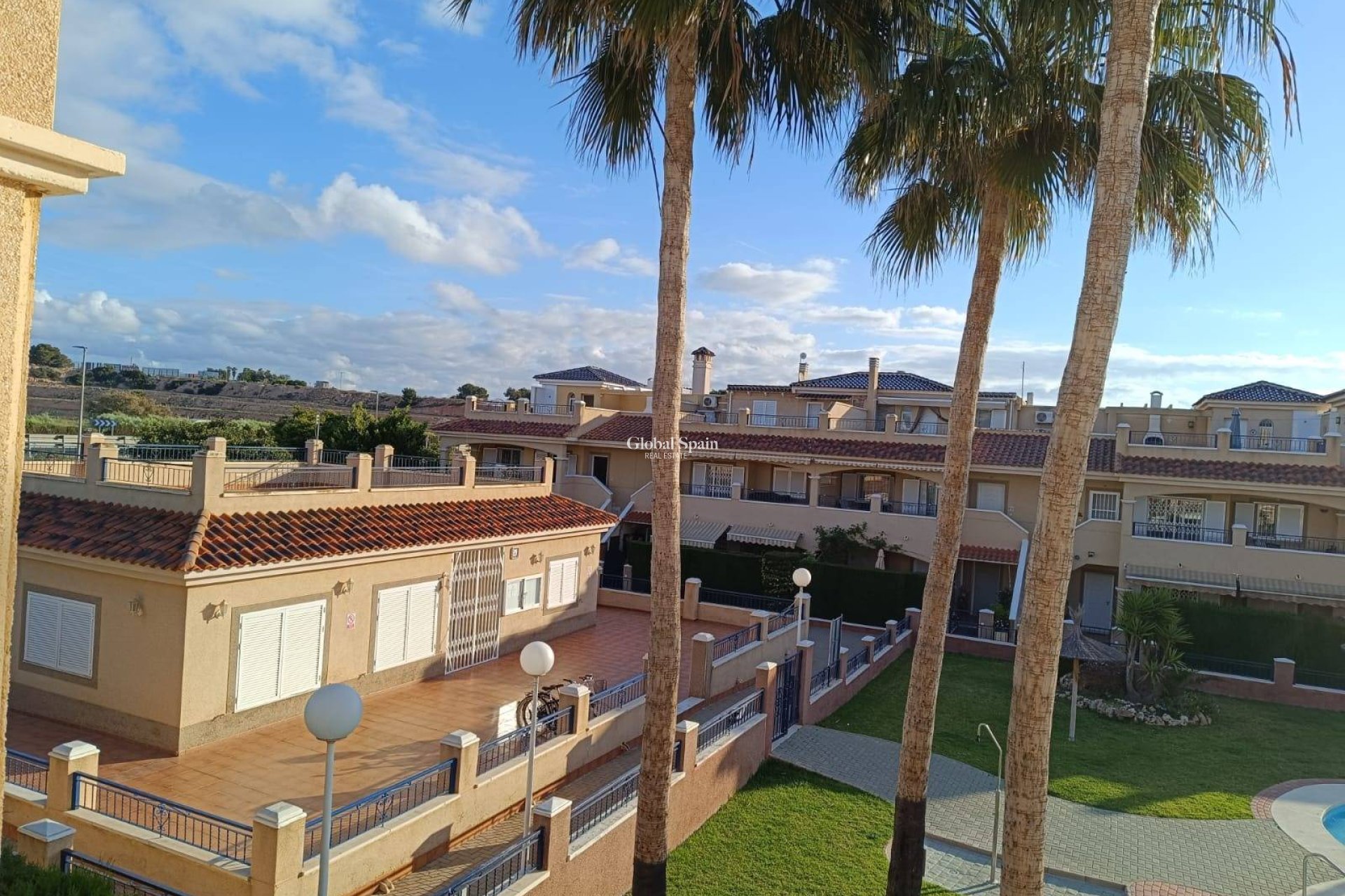 Wederverkoop - APPARTEMENT -
PILAR DE LA HORADADA - RioMar