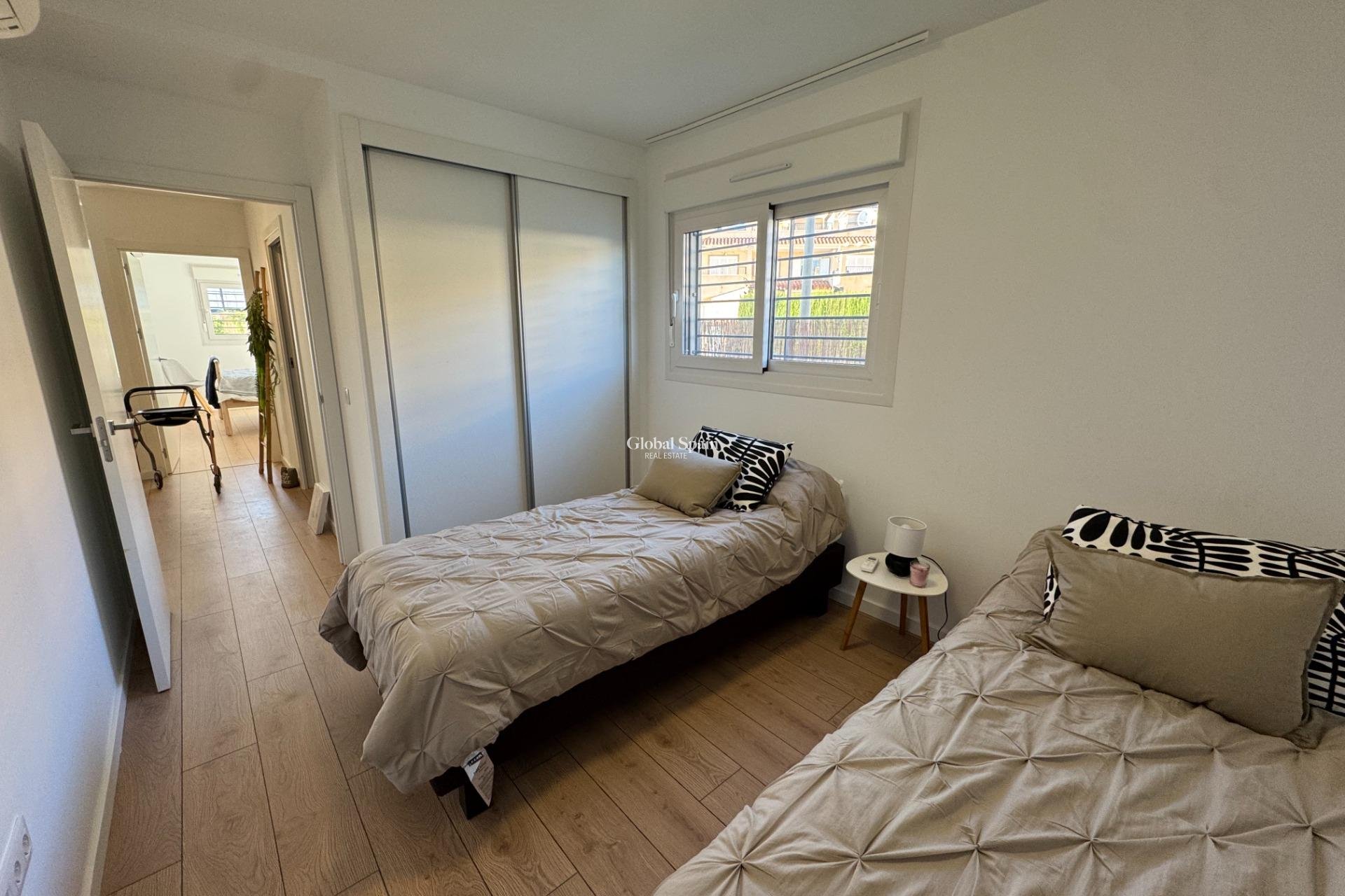 Wederverkoop - APPARTEMENT -
PILAR DE LA HORADADA - RioMar