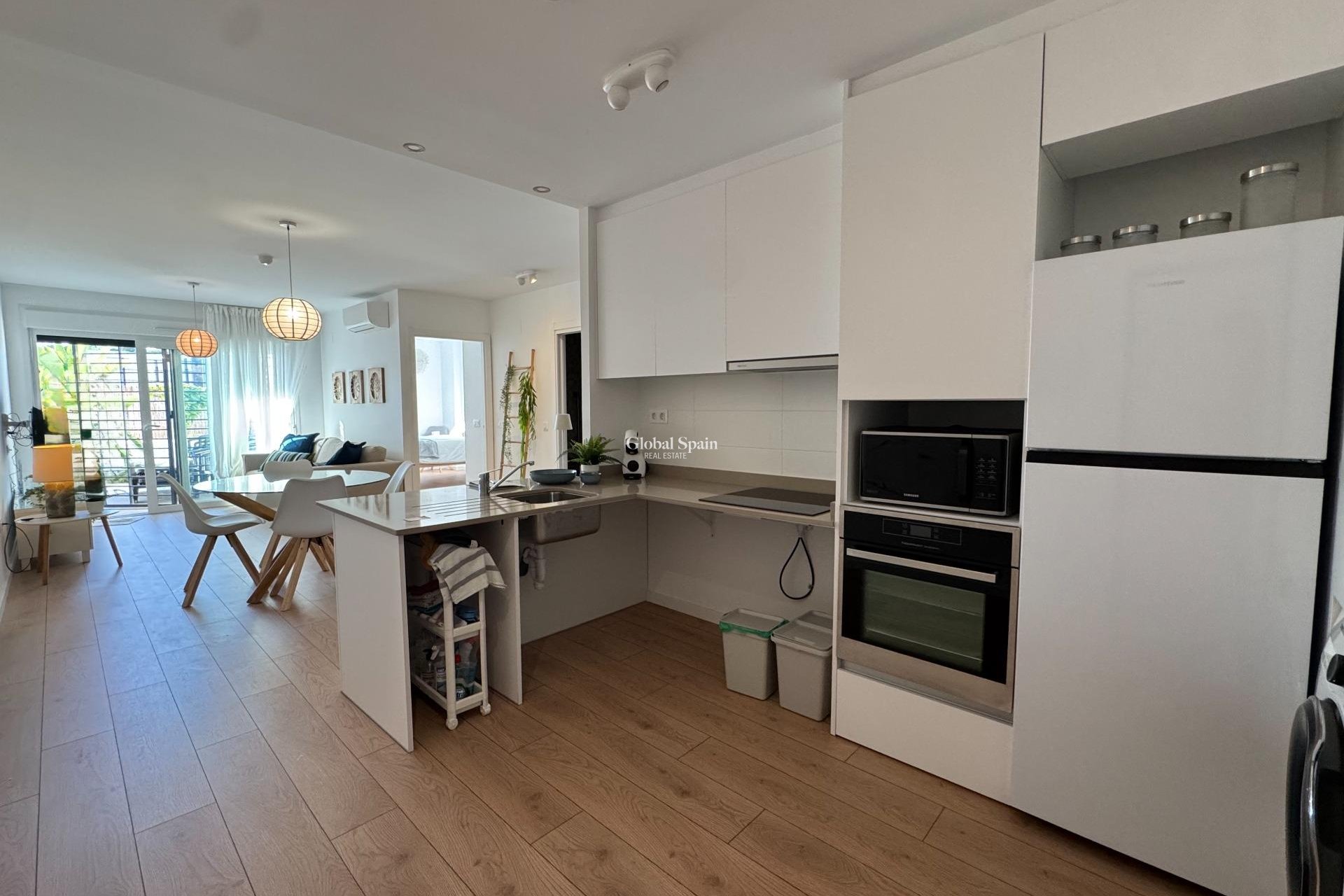 Wederverkoop - APPARTEMENT -
PILAR DE LA HORADADA - RioMar