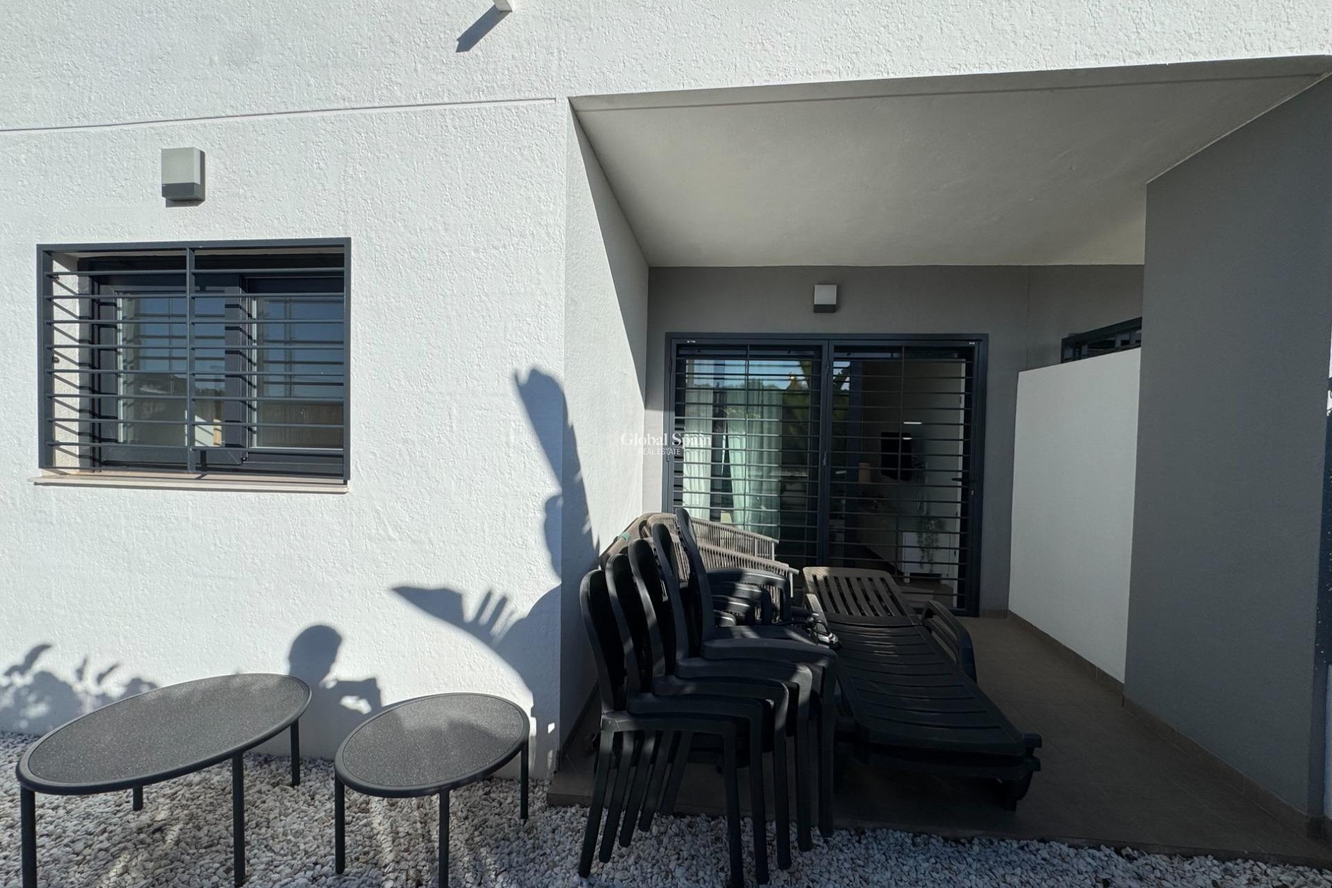 Wederverkoop - APPARTEMENT -
PILAR DE LA HORADADA - RioMar