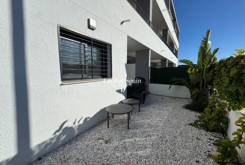 Wederverkoop - APPARTEMENT -
PILAR DE LA HORADADA - RioMar