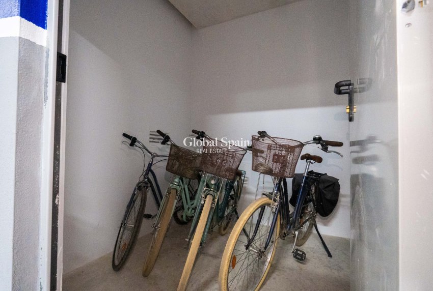 Wederverkoop - APPARTEMENT -
PILAR DE LA HORADADA - Torre de la Horadada