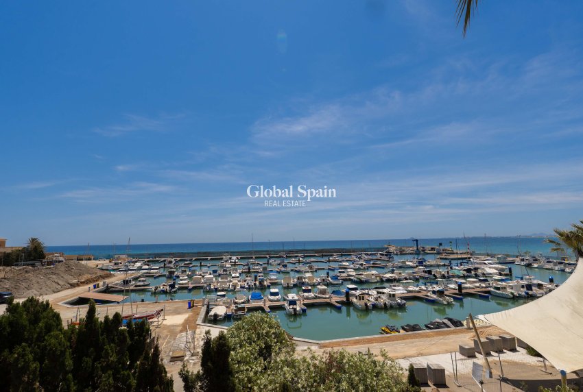 Wederverkoop - APPARTEMENT -
PILAR DE LA HORADADA - Torre de la Horadada