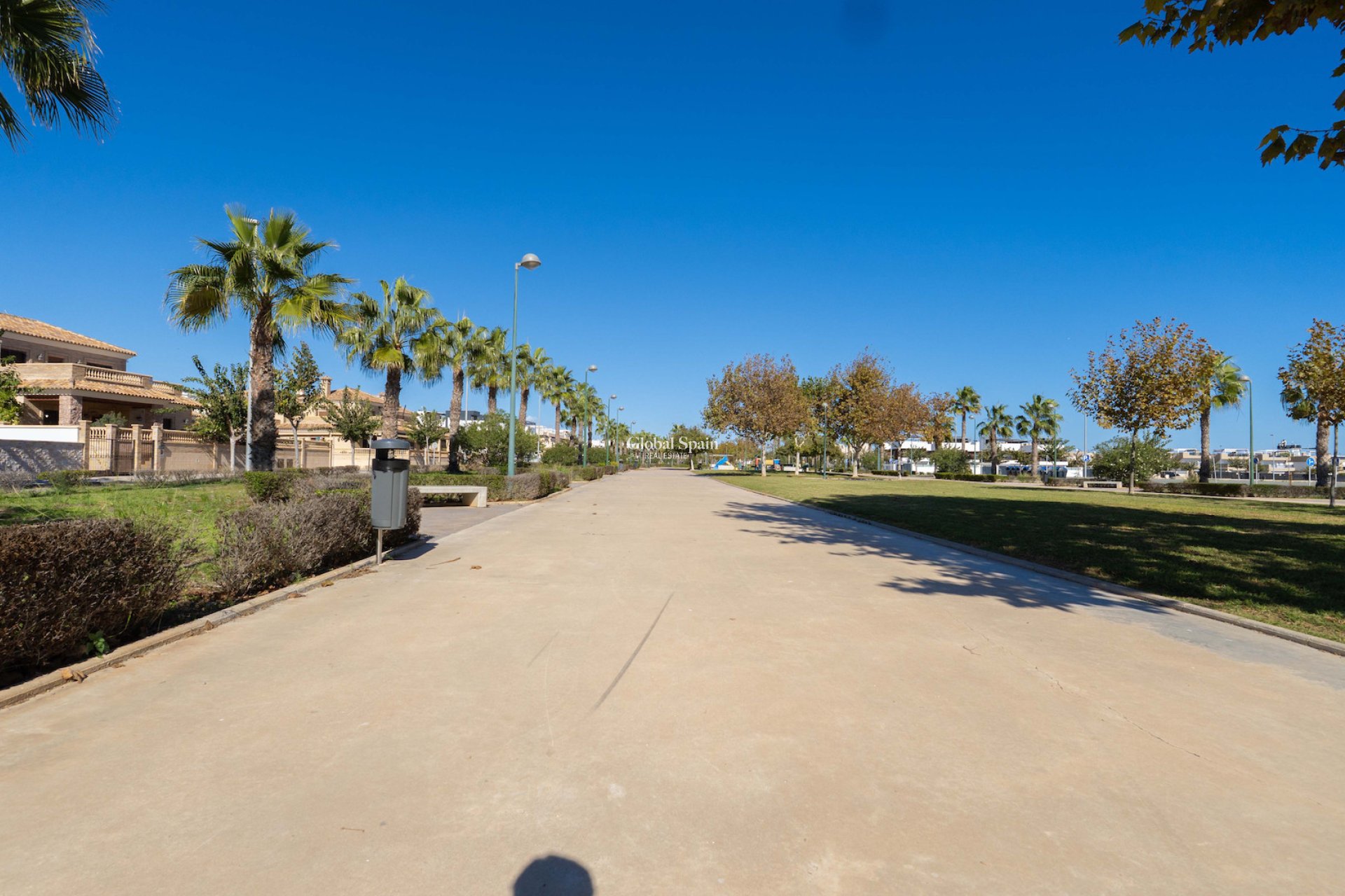 Wederverkoop - APPARTEMENT -
PILAR DE LA HORADADA - Torre de la Horadada